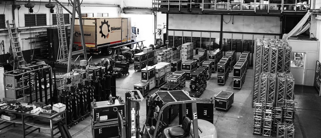 Depósito de Stöessel con equipamiento técnico